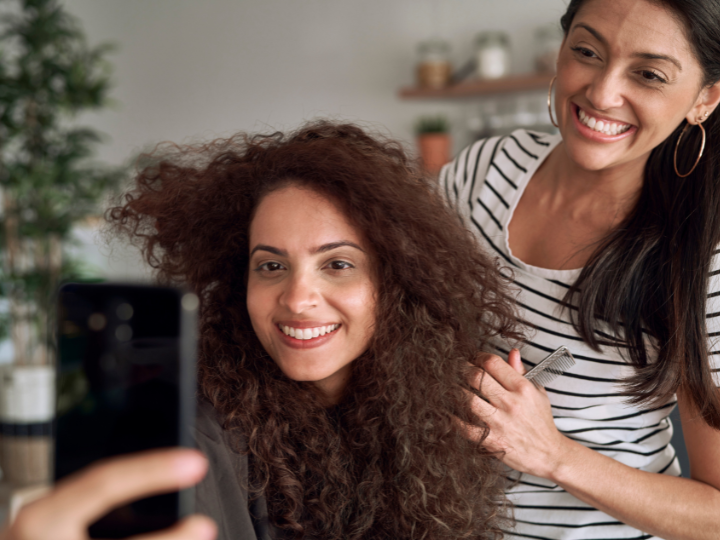 Guía Completa para Lavar el Cabello Rizado por MERRY HAIR CARE